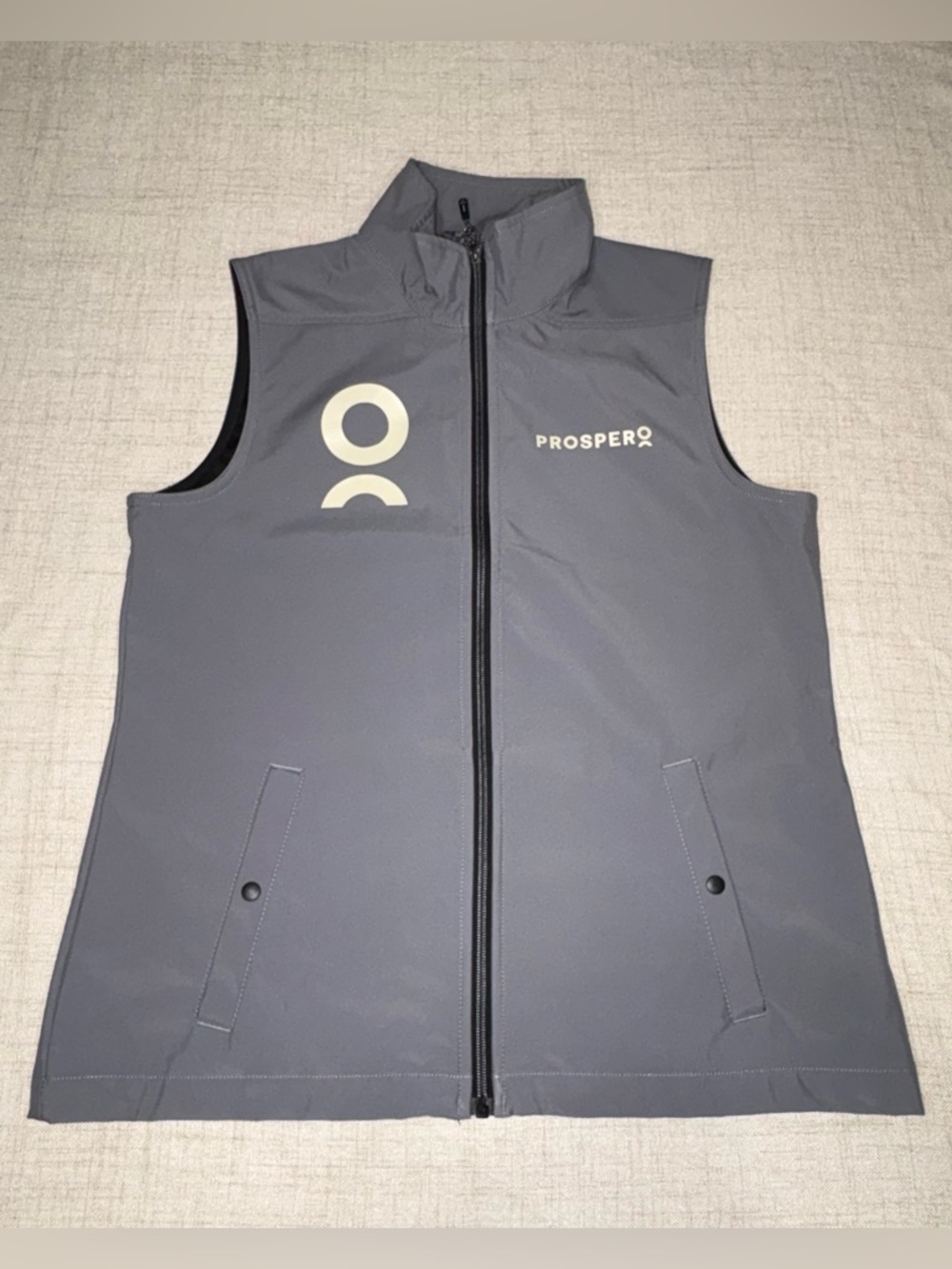 Prospero Women's Gray Softshell Vest with Stand Collar